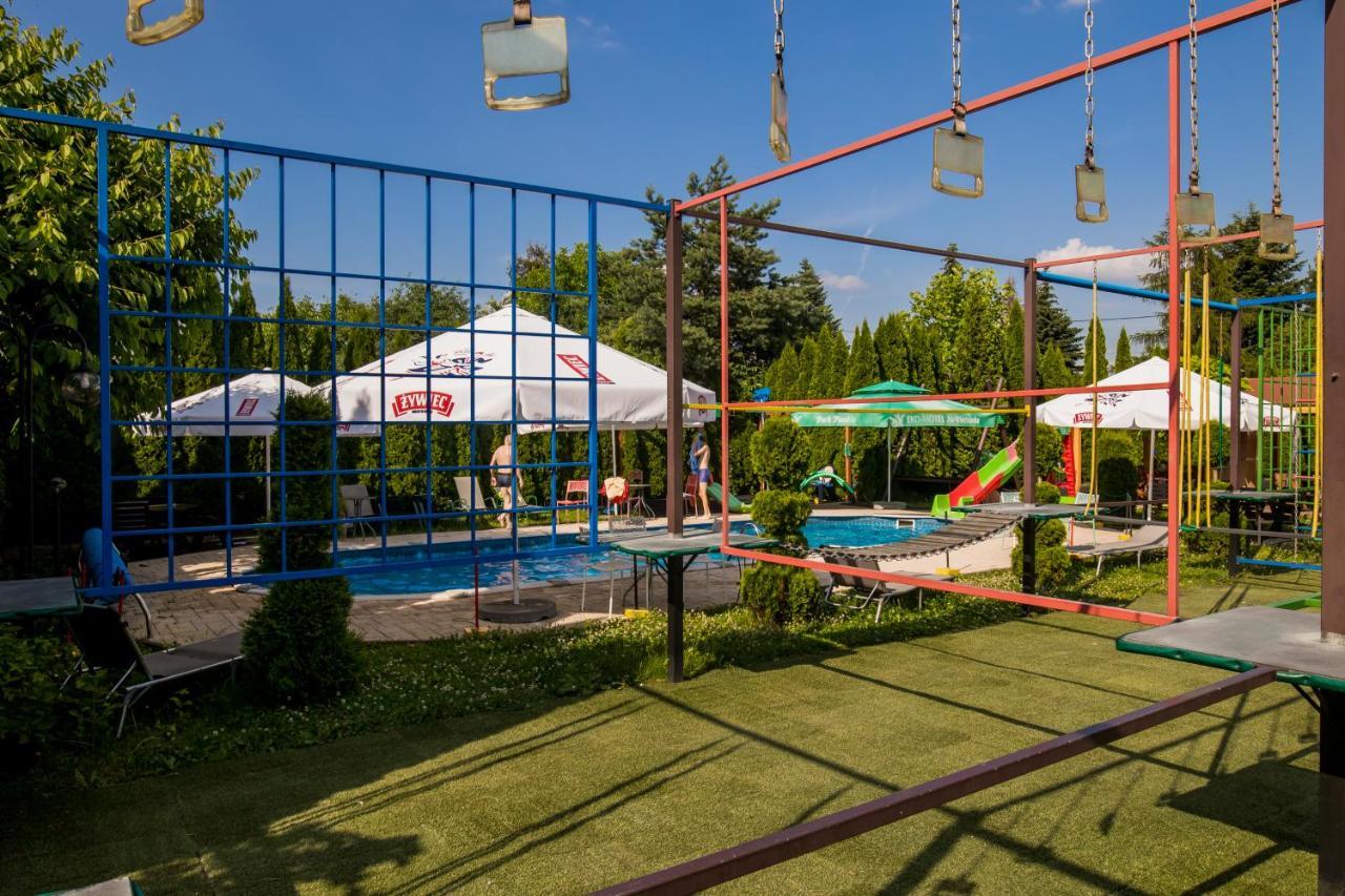 Eko Na Wierzynka & Park Pinokia 3* Vělička