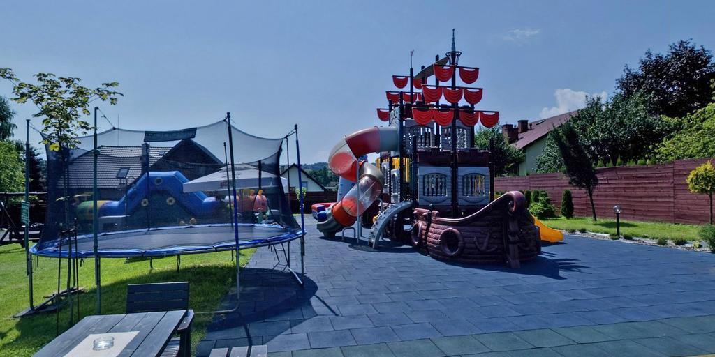Eko Na Wierzynka & Park Pinokia Hotell 3*